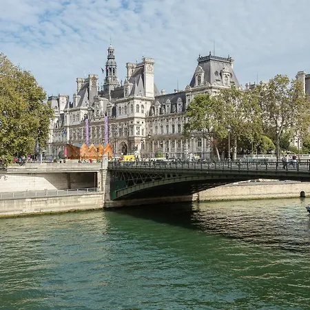 Rue Bernard De Clairvaux By Onefinestay Париж