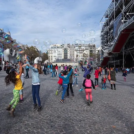 Διαμέρισμα Rue Bernard De Clairvaux By Onefinestay